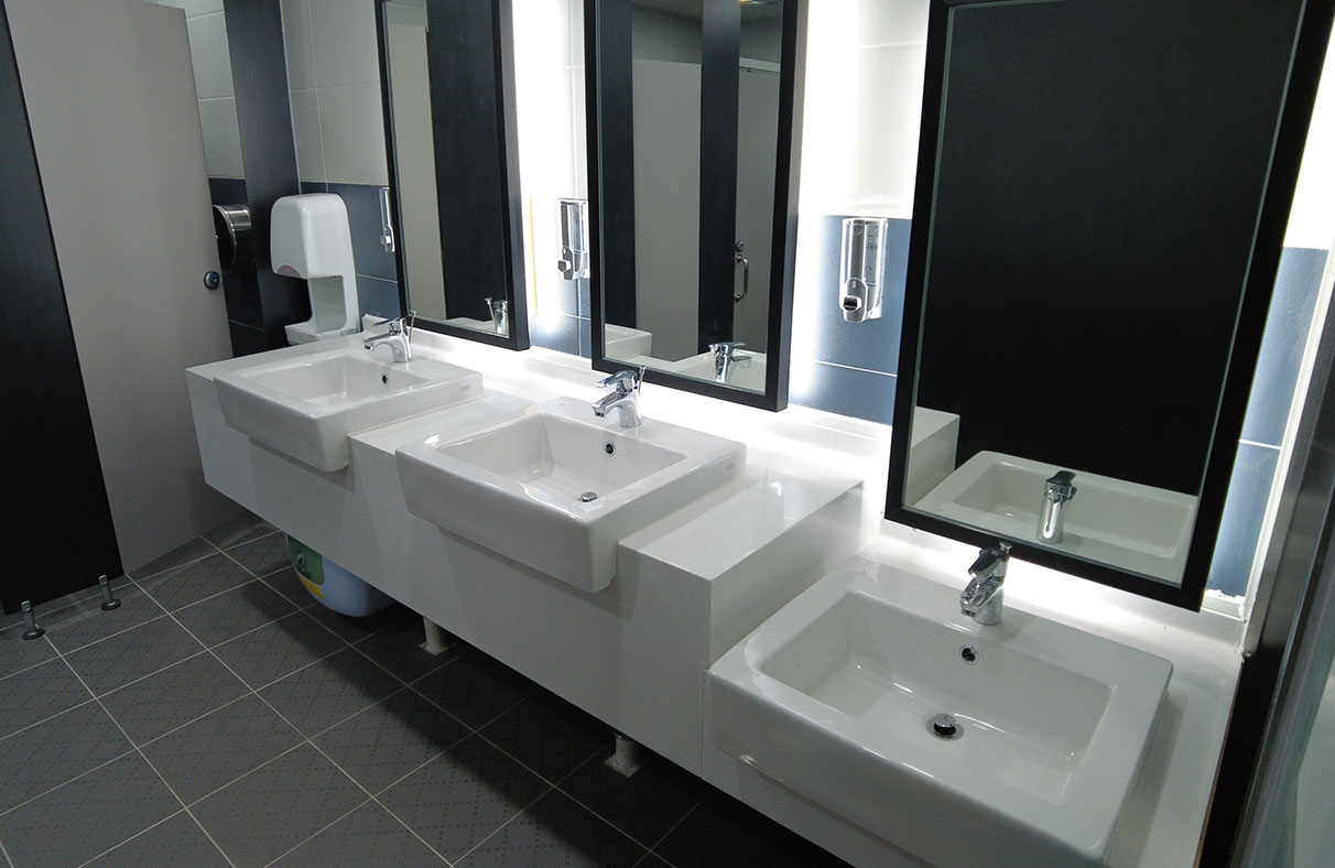 공용 화장실 - 세면대