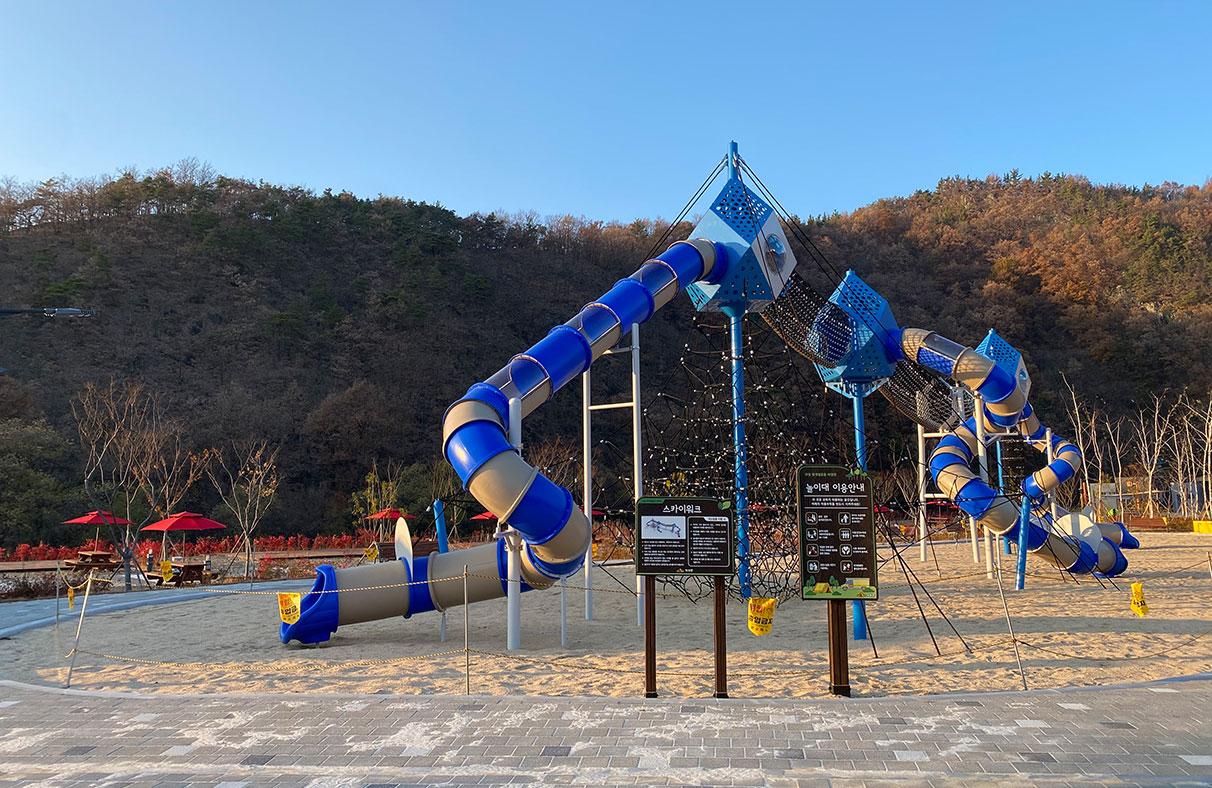 놀이터 전경