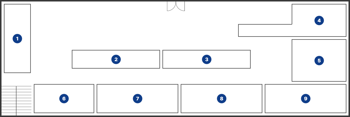 좌측 계단을 정면에 1번 산업계가 있고, 좌측 계단 우측에 반시계 방향으로 6번 화장실, 7번 숙직실, 8번 문서고, 9번 주민정보이용실이 있습니다. 9번 주민정보이용실 위쪽으로 5번 주민상담실, 4번 민원계가 있습니다. 위쪽 중앙에 출입문이 있으면 출입문 정면에 2번 총무계, 3번이 있습니다.